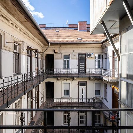 Galaxy Cube Apartment Budapeste Exterior foto